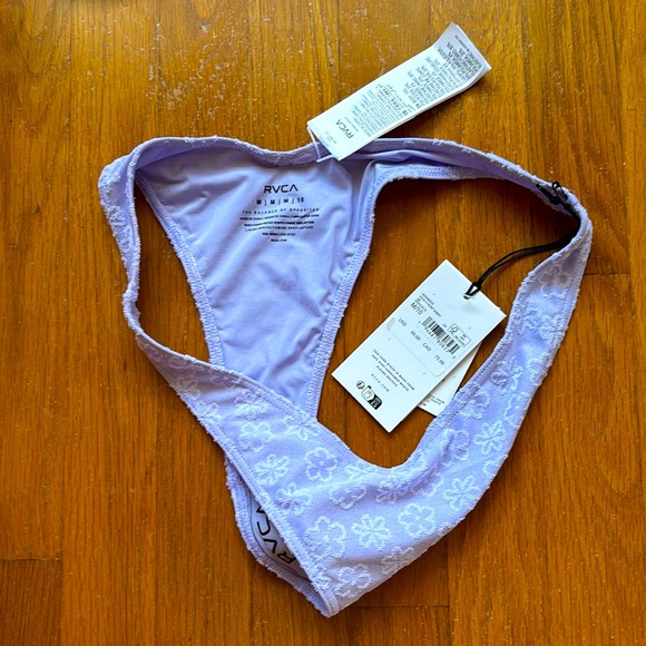 New RVCA 2-piece Bathing suit - Picture 3 of 4